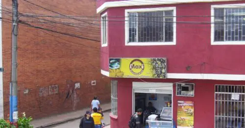 MAXI EMPANADAS Y CAFE MAXI EMPANADAS Y CAFE
